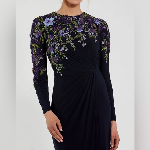 BNWT Mac Duggal Navy Embellished Long Sleeve Fitted Gown - Picture 2 of 8